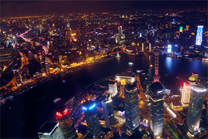 The Mysterious Shanghai Old House： Nighttime Adventure